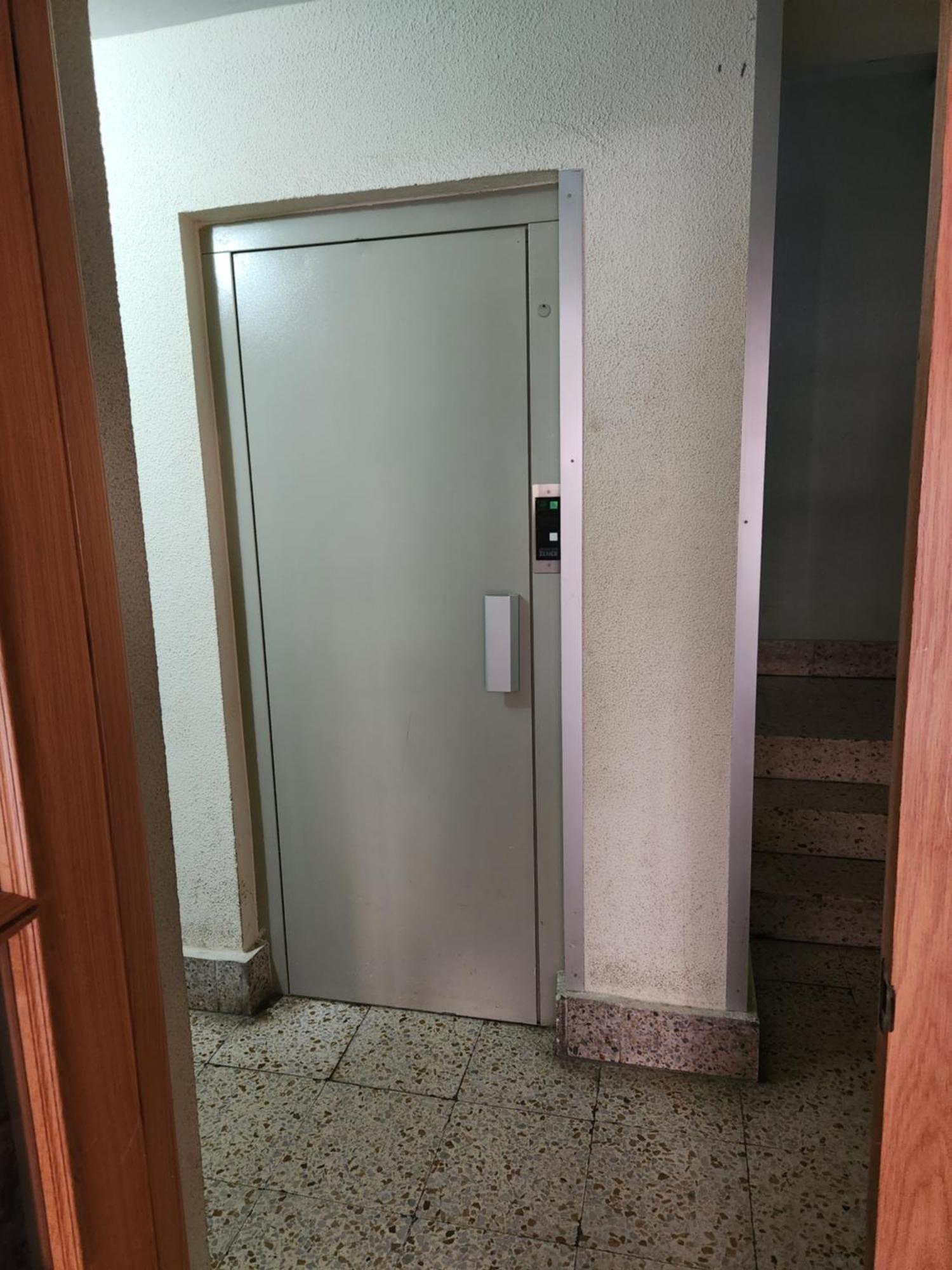 Moderno Apartamento Cerca Del Centro En Леон Екстер'єр фото